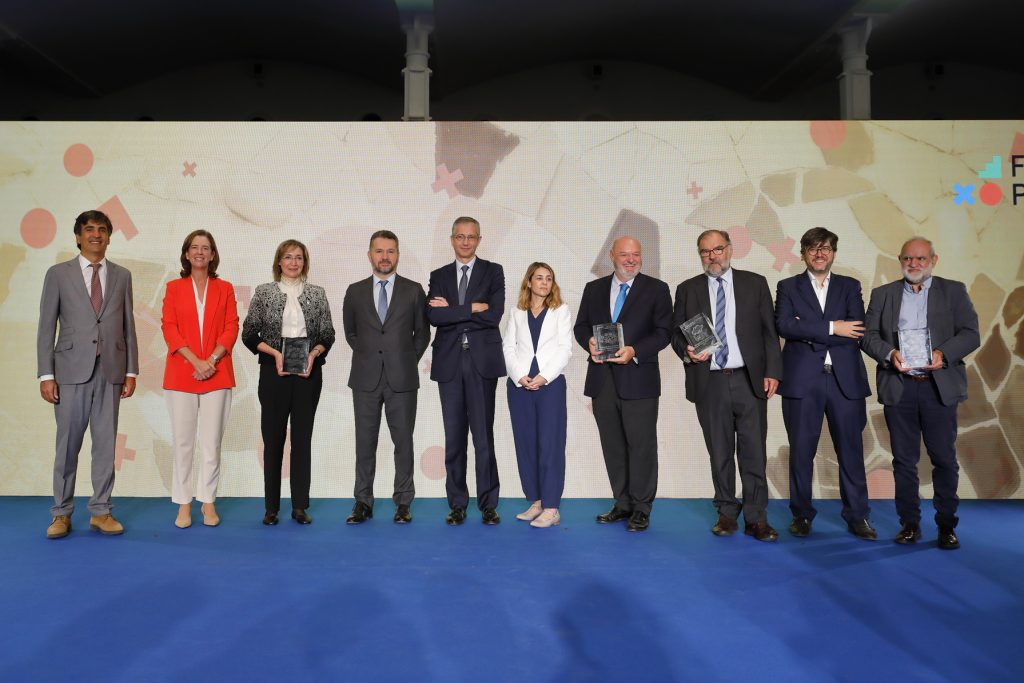 AEB, CECA y Unacc, premiadas por ‘Aula Financiera y Digital’ y su compromiso con la educación financiera
