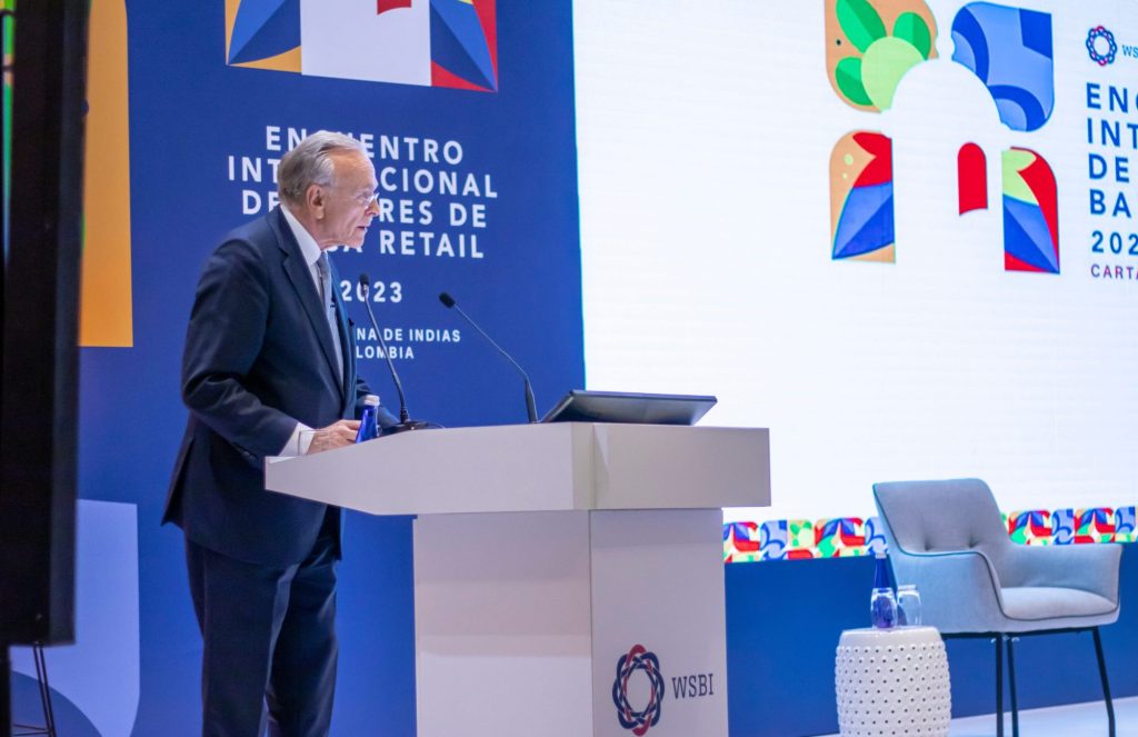 Isidro Fainé destaca la responsabilidad social de la banca para hacer realidad una sociedad más próspera, sostenible y equitativa