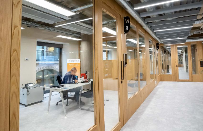 Pódcast Obra Social. Emprendedor: así puedes impulsar tu proyecto