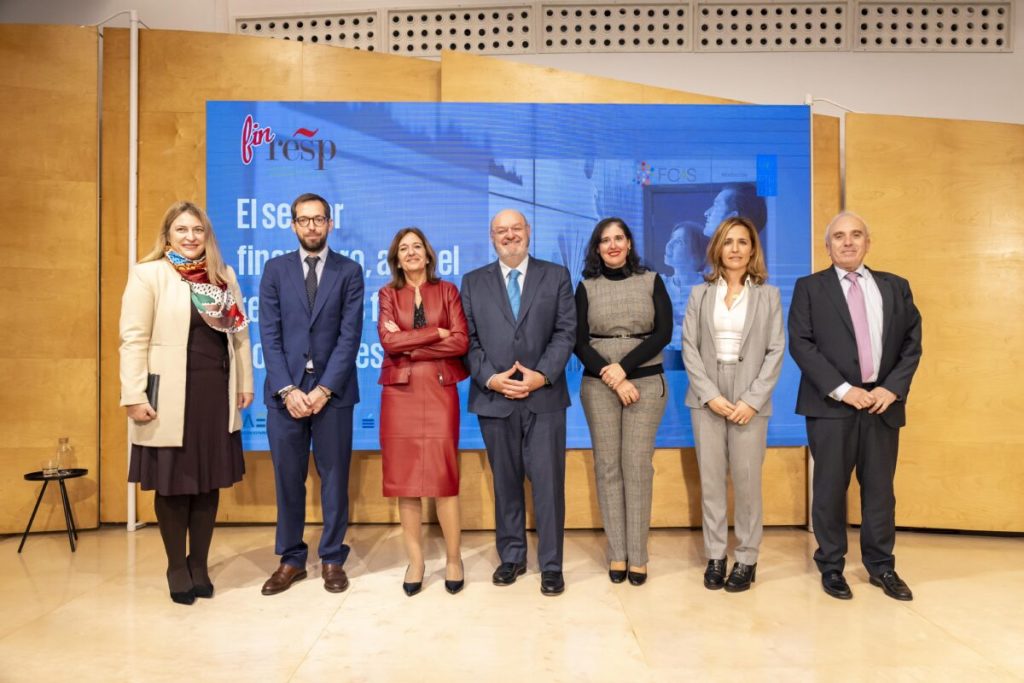 FINRESP presenta la Memoria Social del Sector Financiero