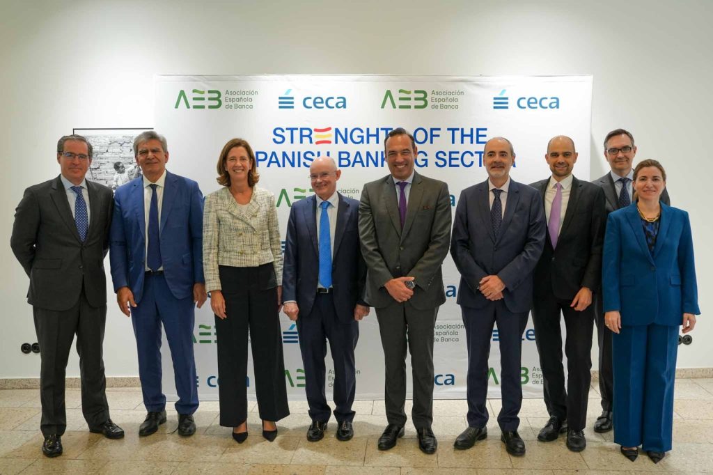 El sector bancario presenta propuestas de simplificación normativa en Frankfurt para impulsar el crecimiento de la UE